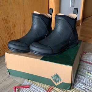 Muck Ankle boots
